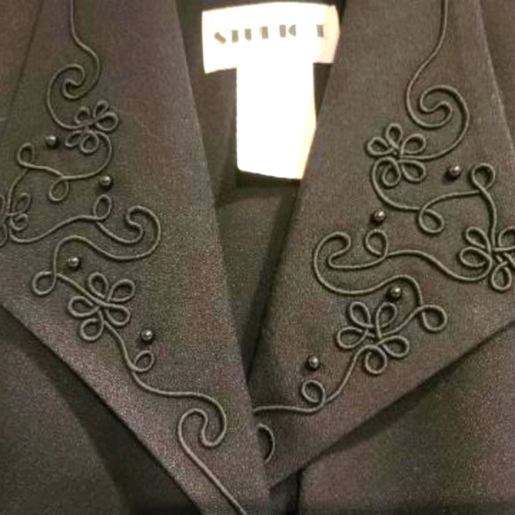 Women's Black Blazer/suit jacket. Studio 1, Embroider-Beaded, Size 10 - Picture 2 of 6